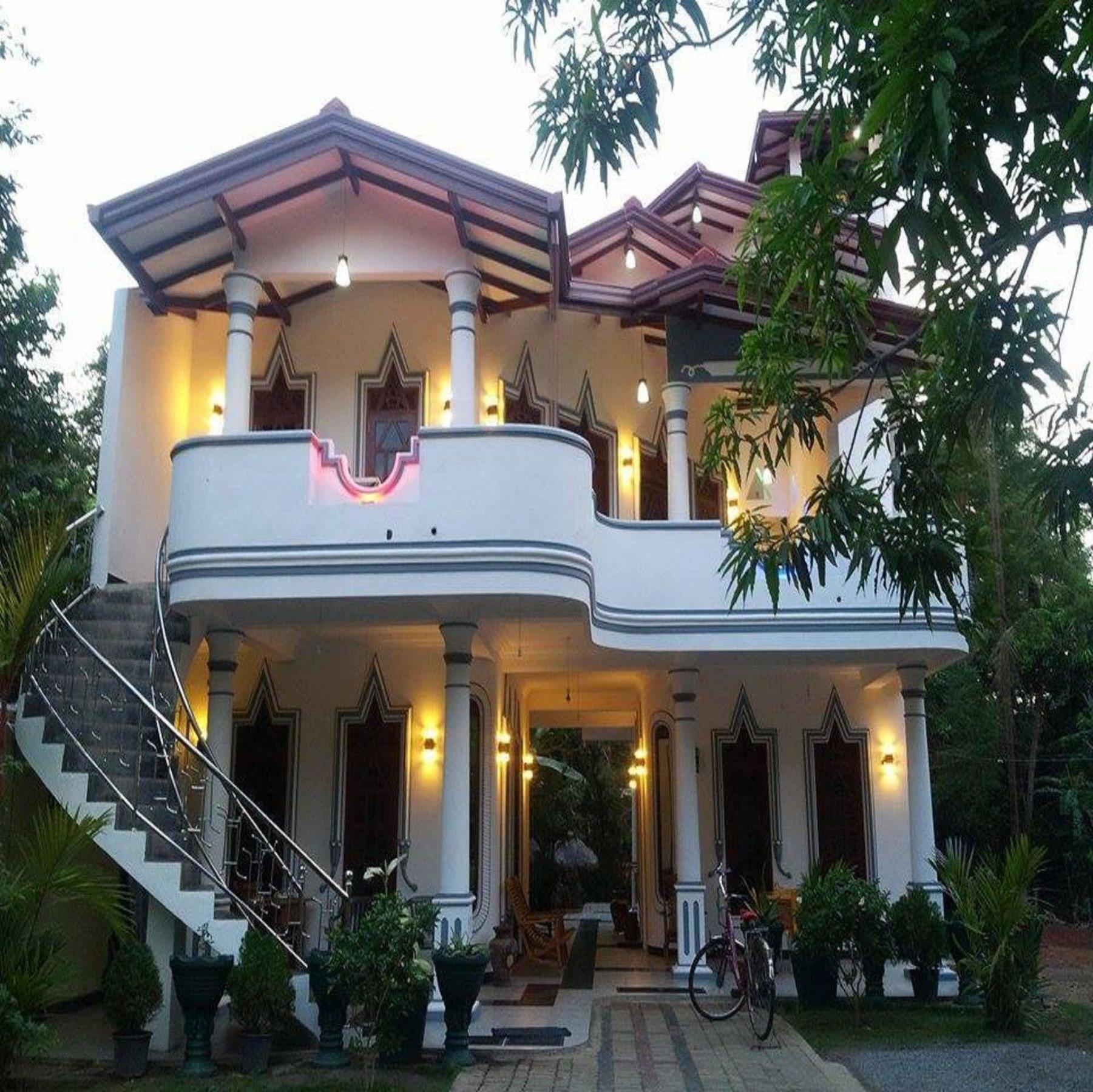 Hotel River Front Tissamaharama Exterior photo